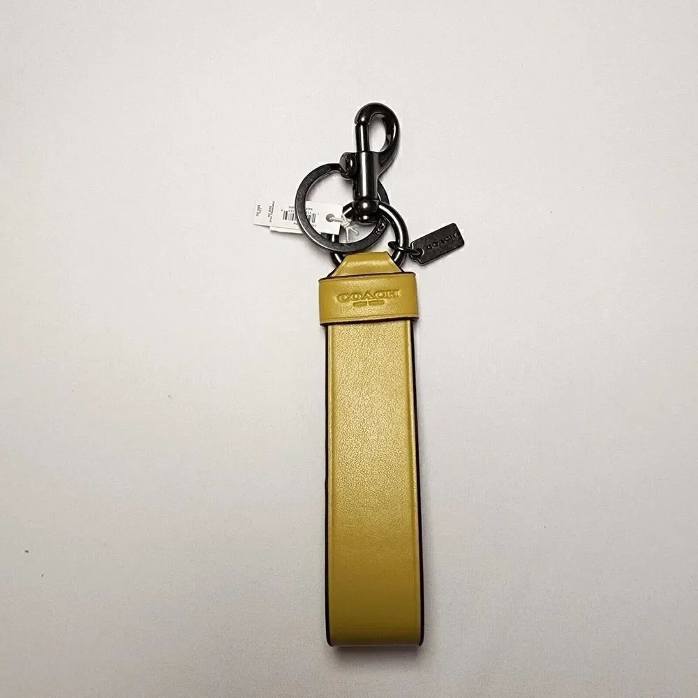 NWT Coach CH075 Loop Key Fob In Refined Leather Chartreuse